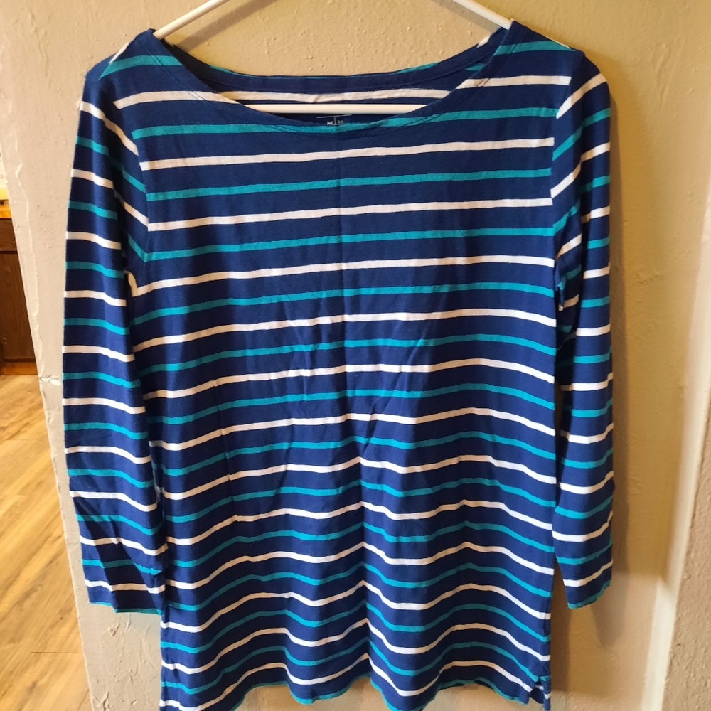 Women's size medium